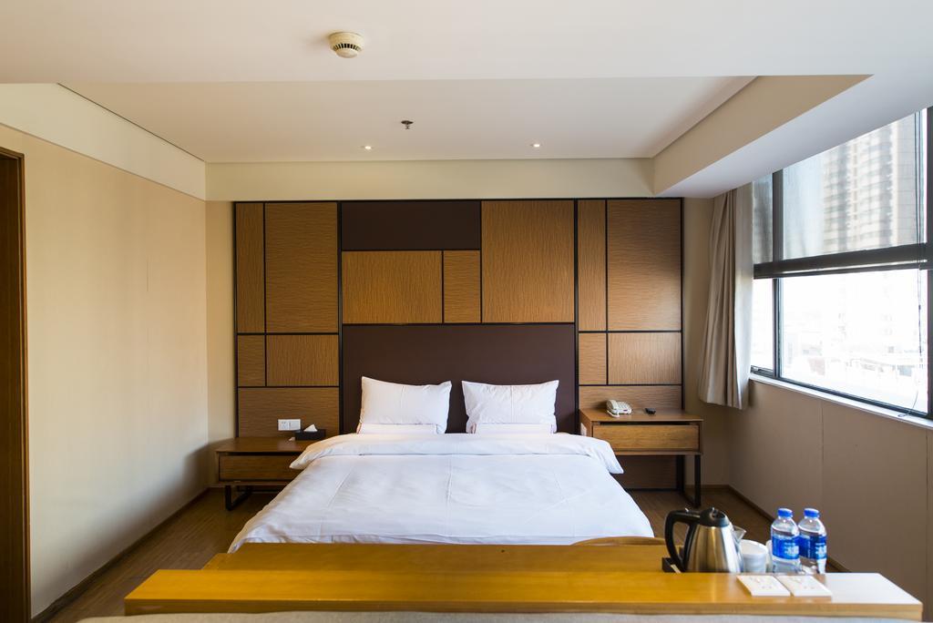 Ji Hotel Kunming Green Lake Branch Zewnętrze zdjęcie