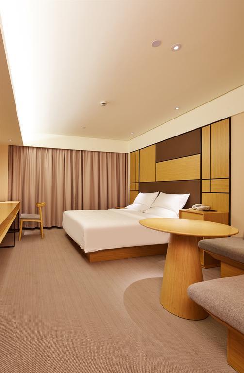 Ji Hotel Kunming Green Lake Branch Zewnętrze zdjęcie